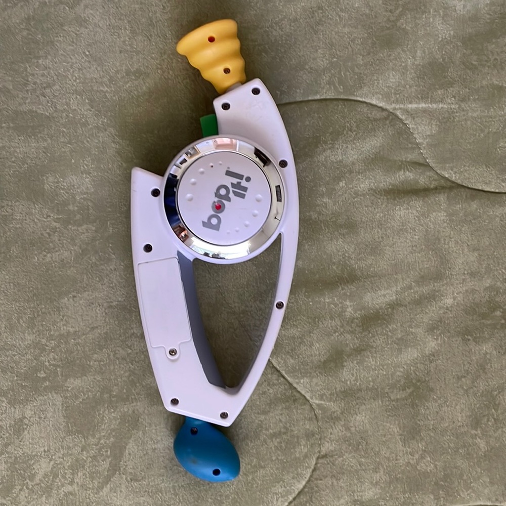 Bop it
